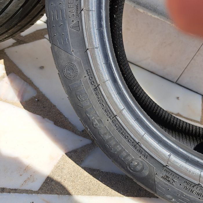 Par de Pneus Continental Eco Contact 5 195/45 84H R16