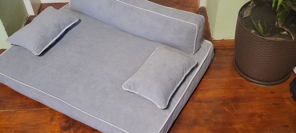 Лежанки для собак