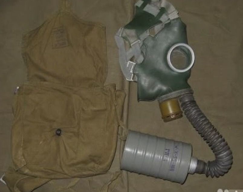 Шукаю противогази !!опис!!