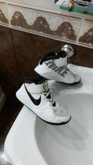 Nike кроссовки унисекс