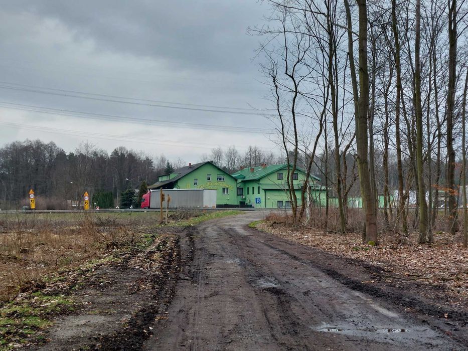 Duża działka inwestycyjna przy DK86
