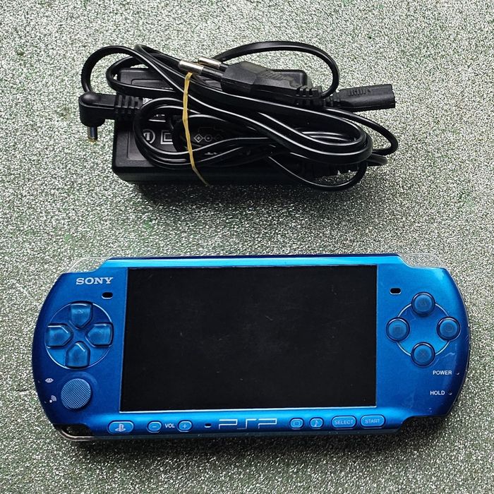 PsP modelo 3004 em muito bom estado!