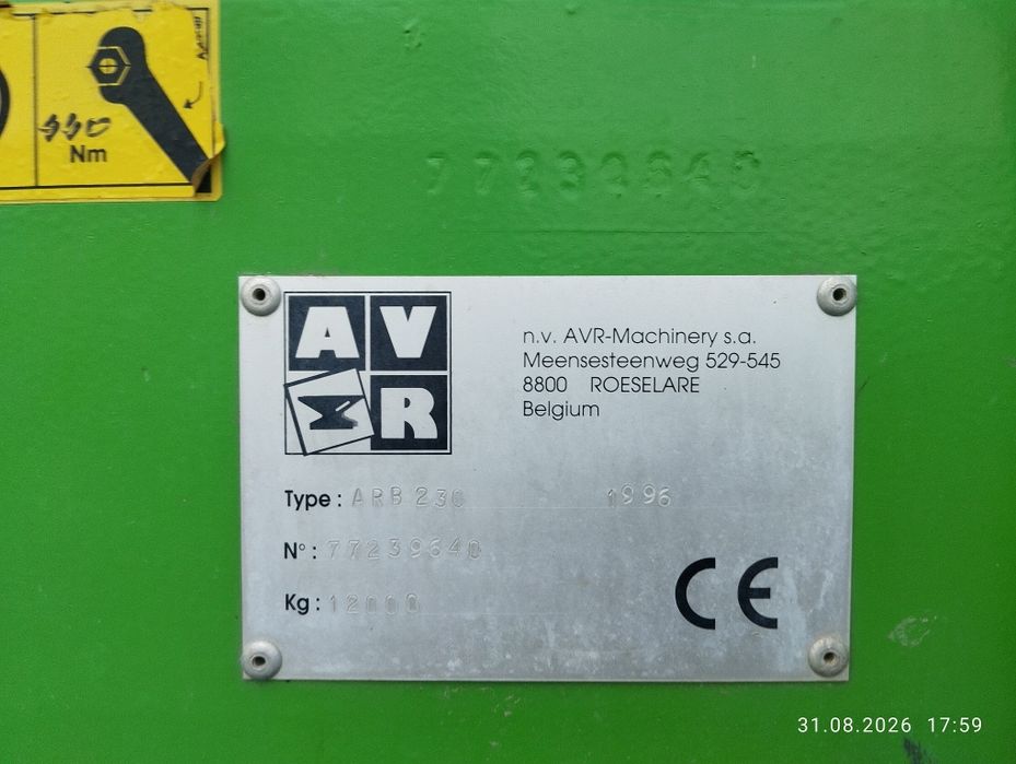 Kombajn AVR ARB230