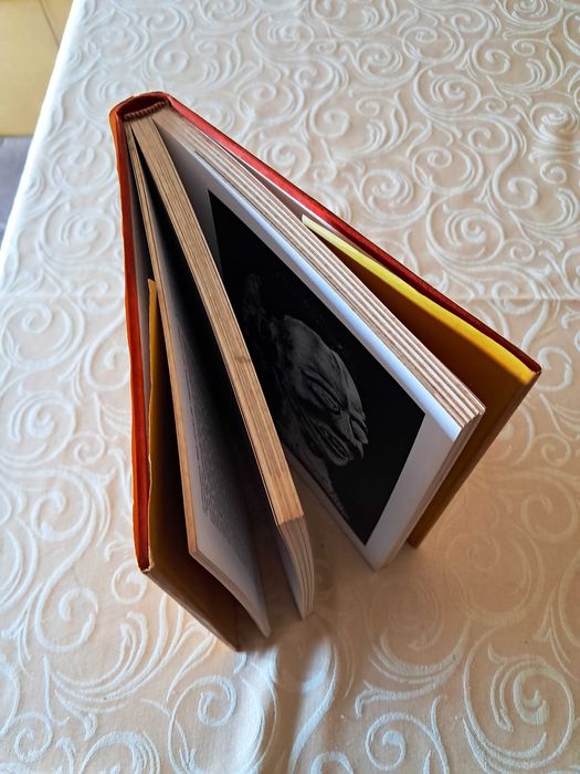 Ernesto Oliveira/Marie-Louise Bastin - Escultura Africana em Portugal