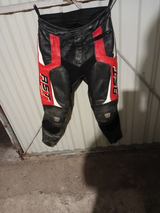 Продам мото штани .