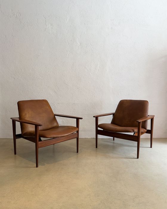 Conjunto de Poltronas + “Loveseat”