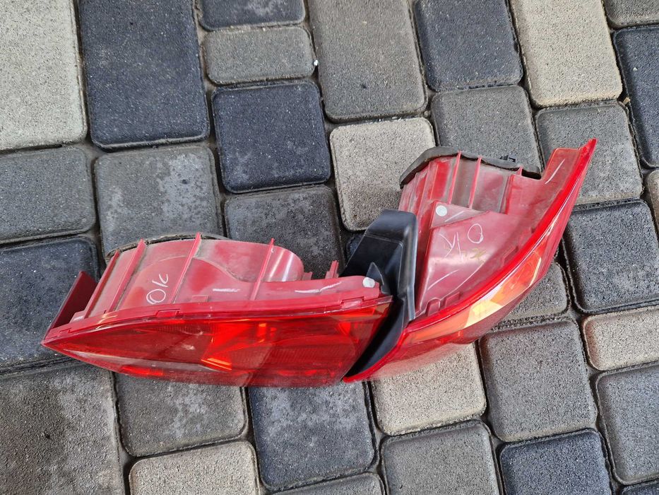 Задние фары на Volkswagen Jetta 2014г