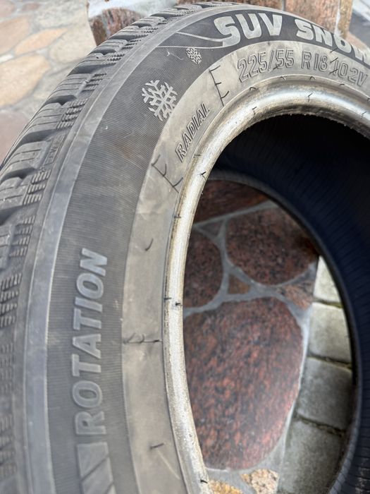 Zimowe opony 225/55 R18