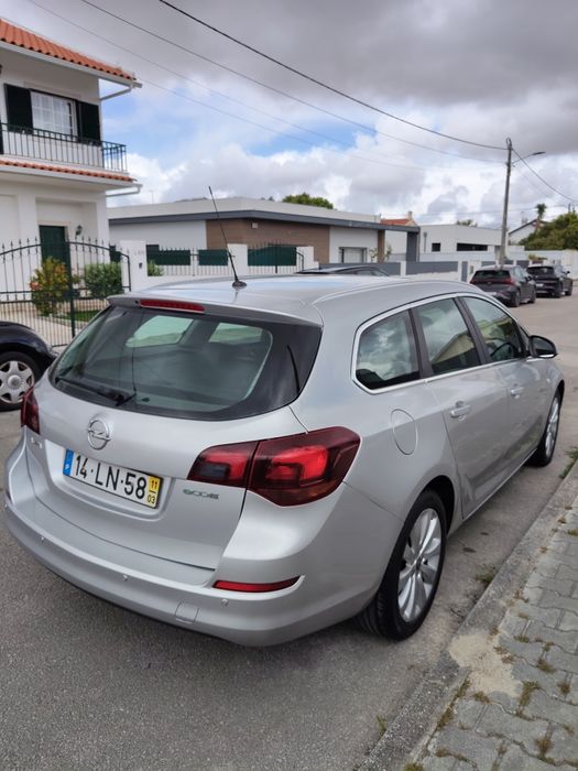Opel Astra caravan 1.3 CDTI cosmo excelente estado geral