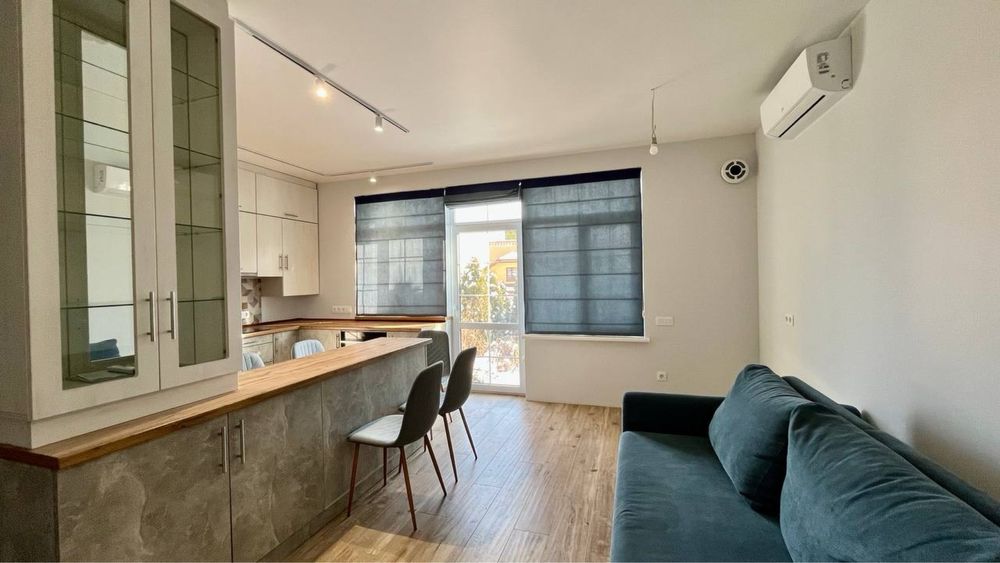 Продам СУЧАСНИЙ УКОМПЛЕКТОВАНИЙ ТАУНХАУС з ділянкою, Дослідна станція