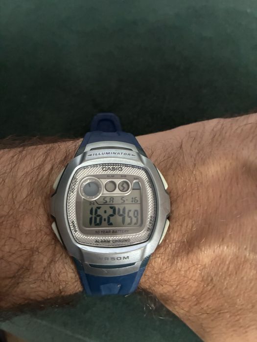 Zegarek Casio Illuminator