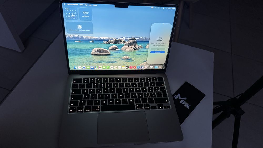 MacBook Air 13 13.6” M2 2022 16/512Gb Statlight Без Блокувань 699€