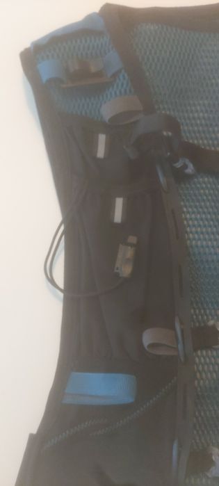Vendo mochila de hidratação azul Evadict 10L