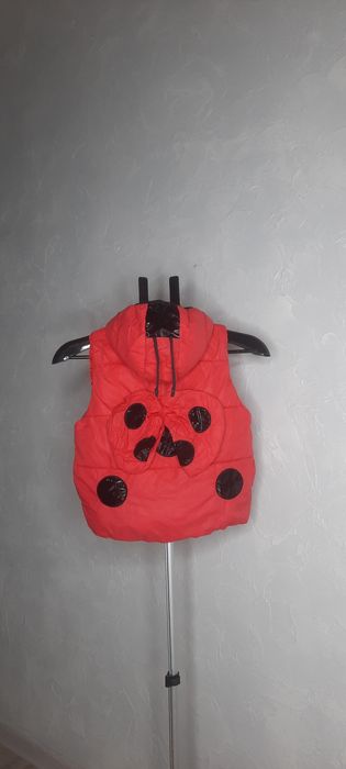 Продам жилетку зозулька