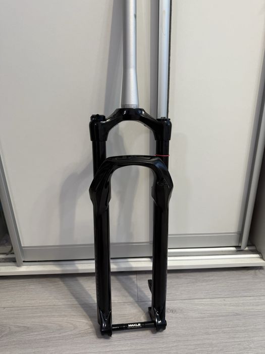 Нова плвітряна вилка Rock Shox Judy Gold  29 100мм Boost 100x15