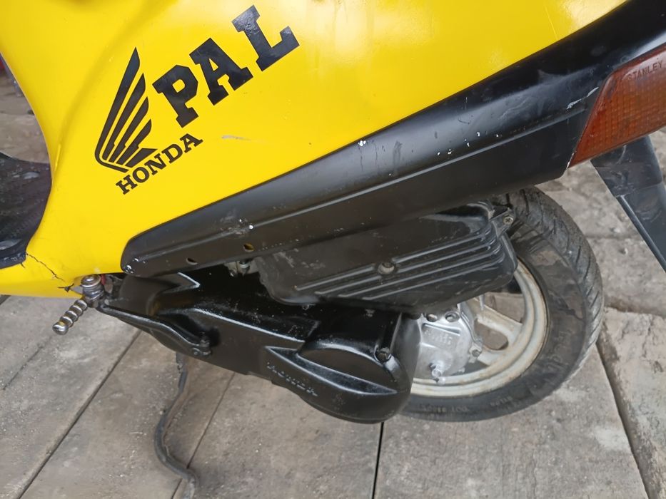 Скутер хонда пал