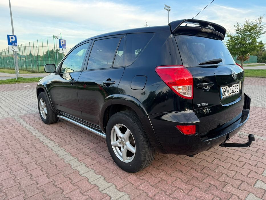 Sprzedam Toyotę RAV4