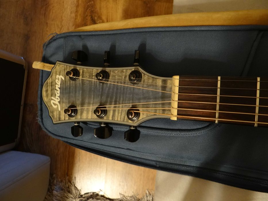 Gitara elektroakustyczna AEWC32FM + pokrowiec