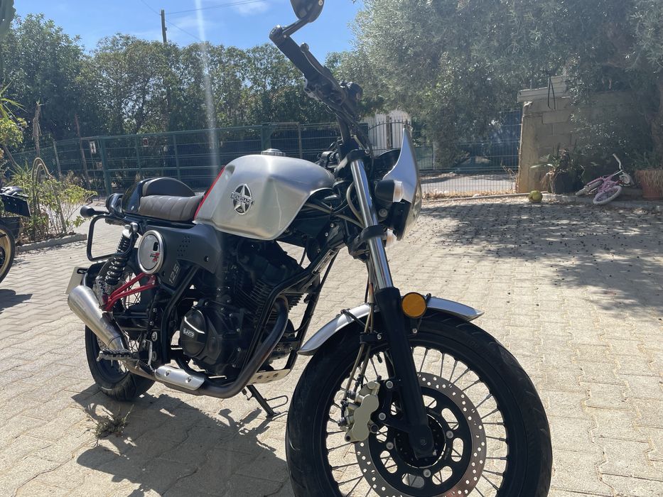 UM Renegade Scrambler X 125cc