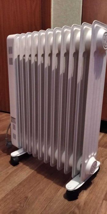 Масляной обогреватель Scarlett 2500W