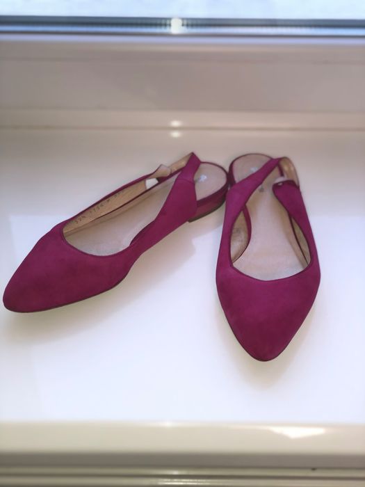 Замшеві босоніжки від Gino Rossi розмір 37,5