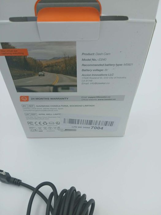 Kamera samochodowa iZEEKER iD240 | Wideorejestrator WiFi QHD
