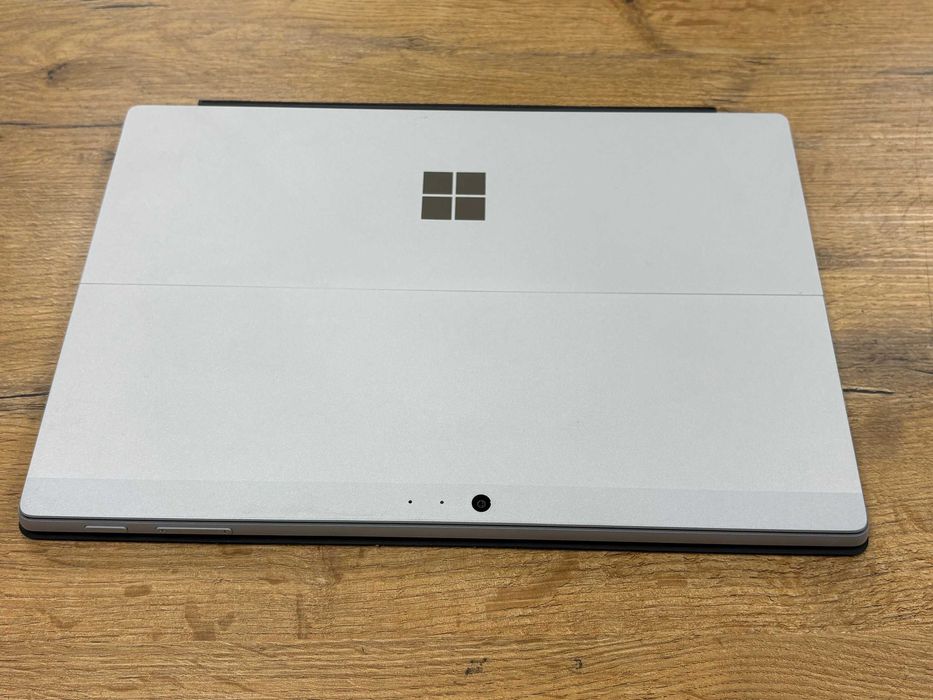 Microsoft Surface Pro 5 70%
