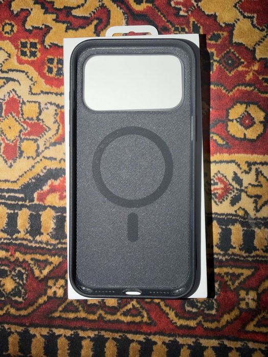 etui Apple TechWoven do iPhone’a 17 Pro Max