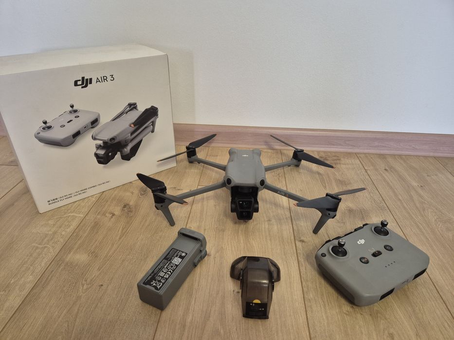 Квадрокоптер  DJI Air 3