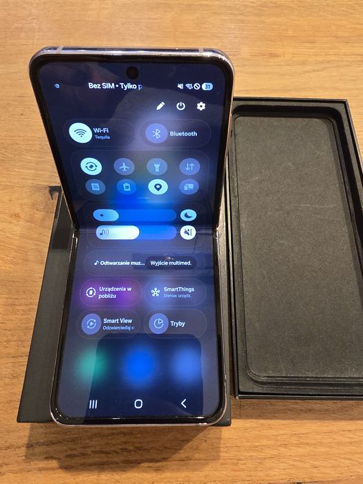 Galaxy Z Flip 4 8/256 Gb