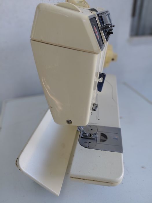 Máquina de costura SINGER 290