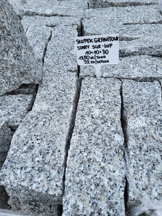 Słupek granitowy szary palisada 10/10/30 granit murowy łupany opornik
