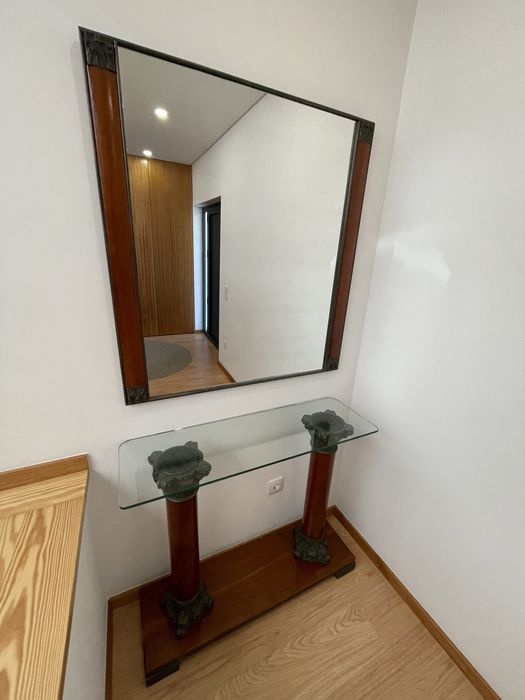 Móvel de hall de entrada + espelho