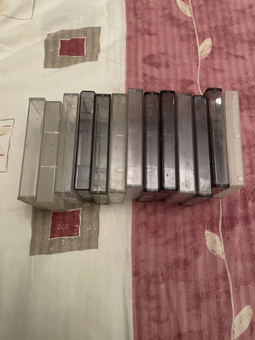 Pudełka na kasety magnetofonowe