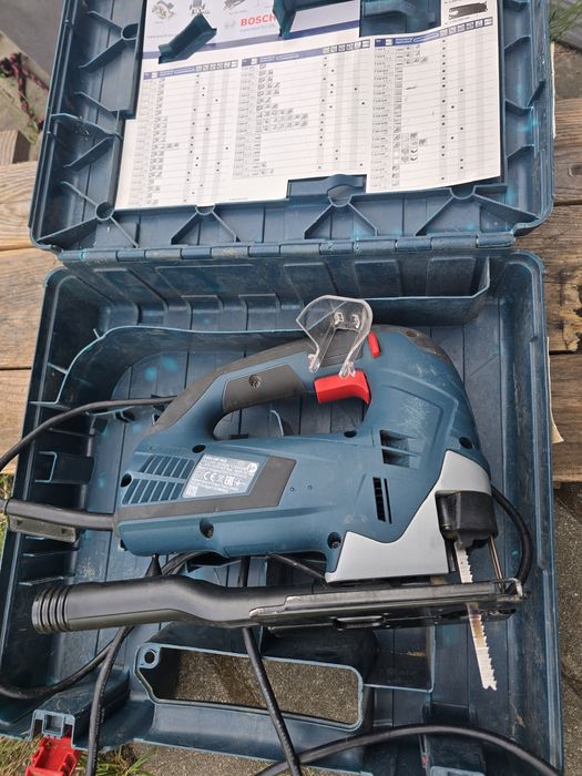 Wyrzynarka profesional bosch gst90  super stan