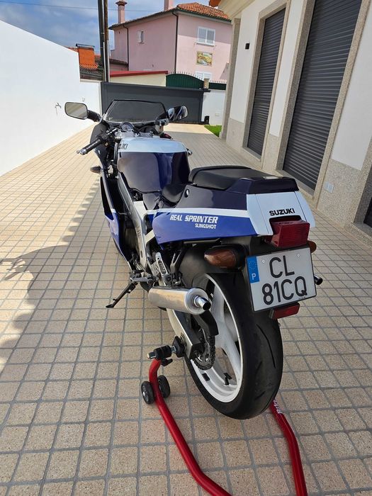 Suzuki rgv 250 VJ21A