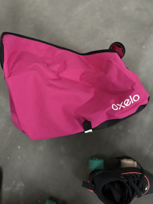 Vendo patins 4 rodas numero 33 crianca