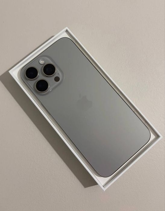 iPhone 15 Pro Max, 128GB, Natural Titanium