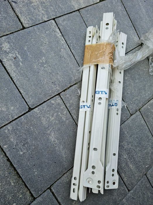Prowadnice do szuflad marki GTV - 4 szt.