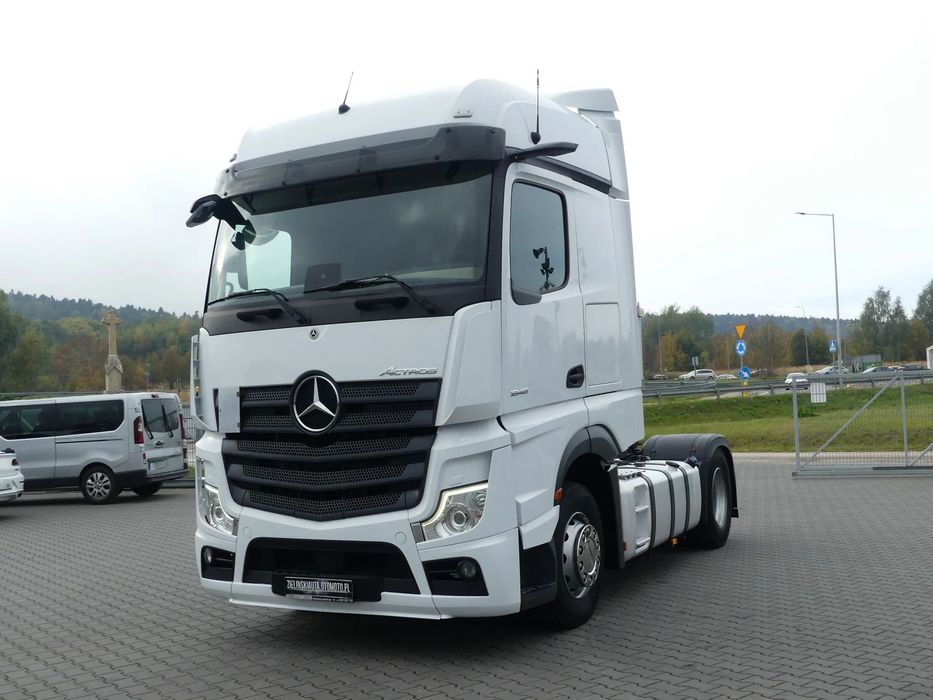 Mercedes-Benz