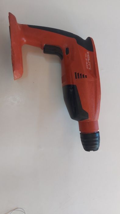 Torna Hilti  +  Laser PM 40