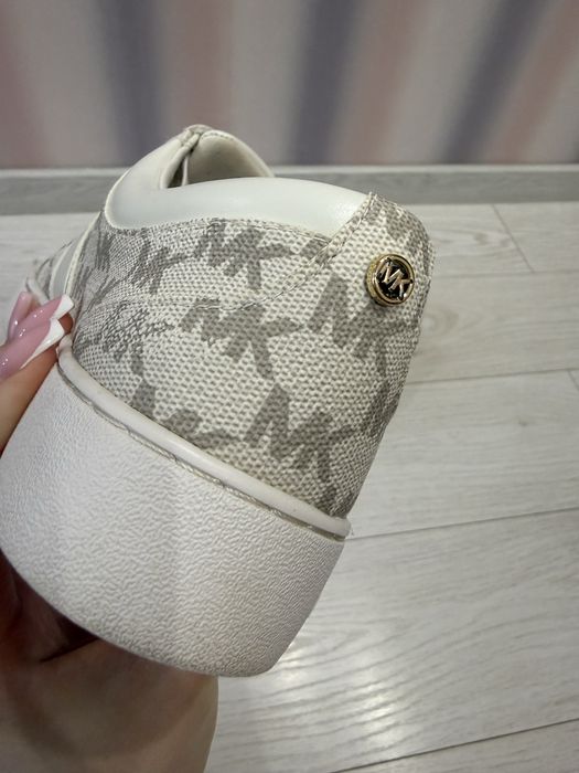 Кросівки Michael Kors