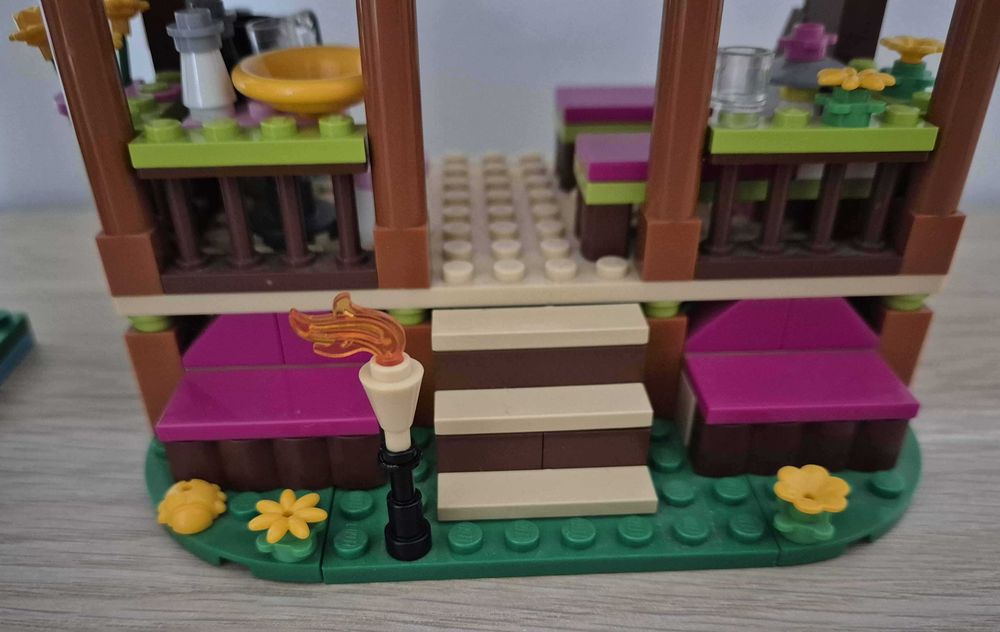 Lego Friends - Dżungla baza ratownicza
