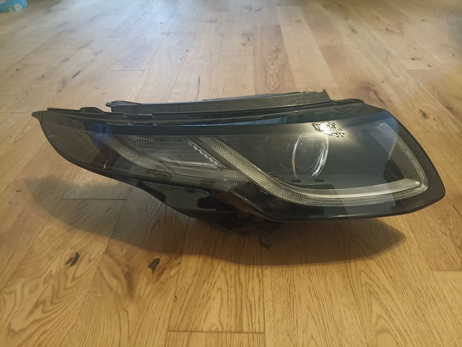 Lampa przednia prawa land Rover evoque full  GJ3M13W029B