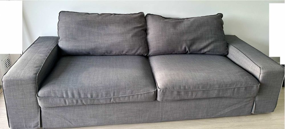 Sofá KIVIK 3 lugares, cinzento