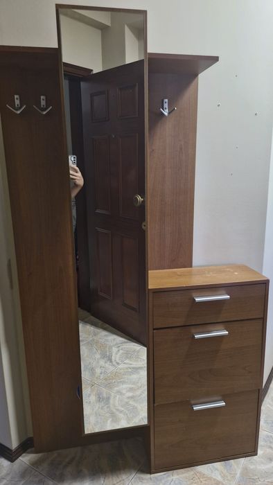 Móvel de Hall de Entrada com Espelho, Cabides e Sapateira