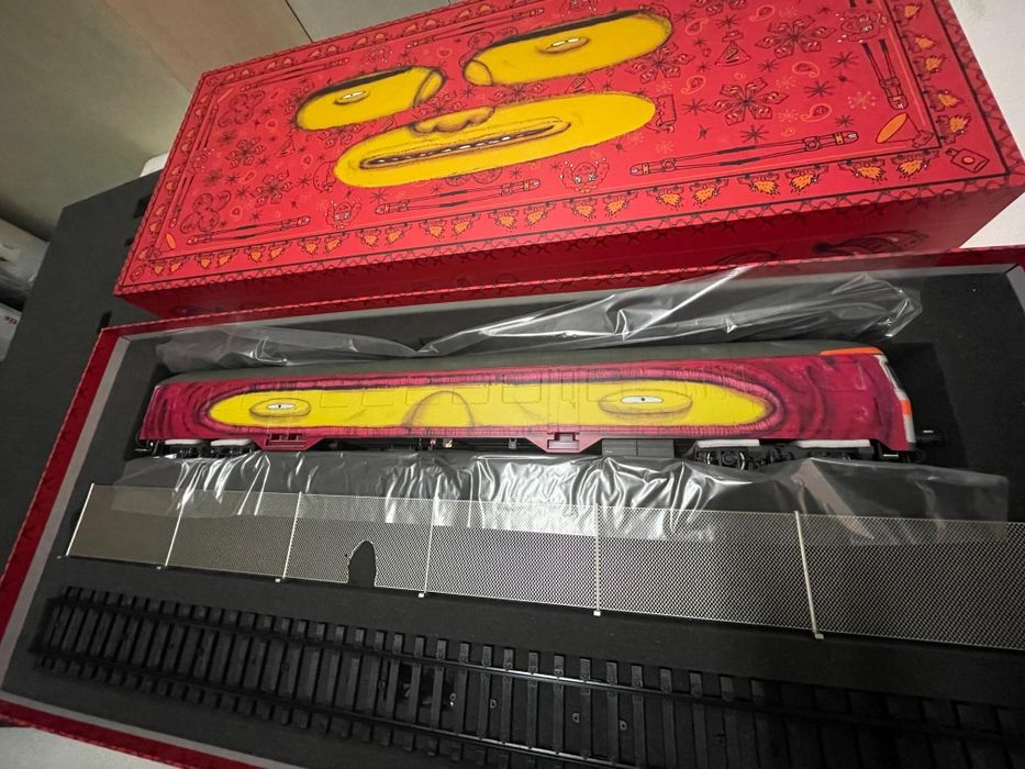 OsGemeos - Message Wagon H1