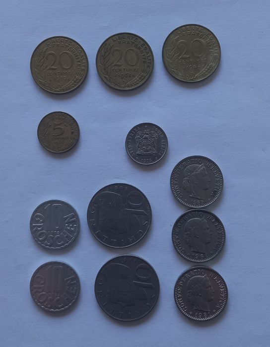 Moedas estrangeiras (várias)
