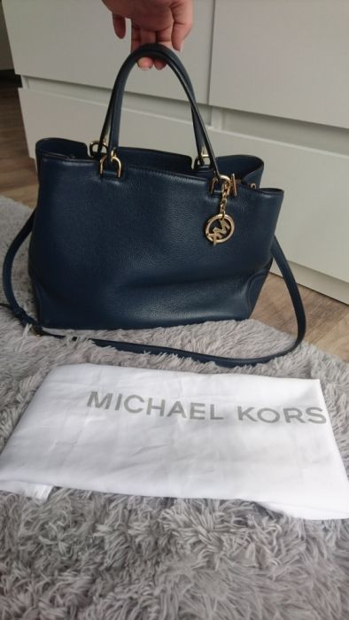 Torebka Michael Kors Anabelle skóra granatowa