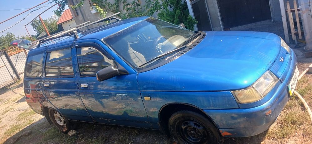 Продам машину ваз 2111